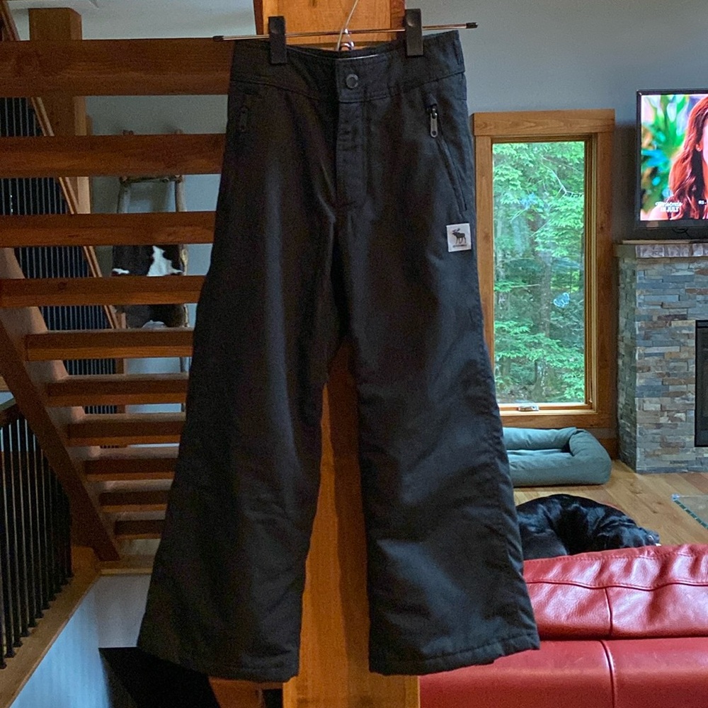 Like New Abercrombie Kids Black Snow Pants size 7/8